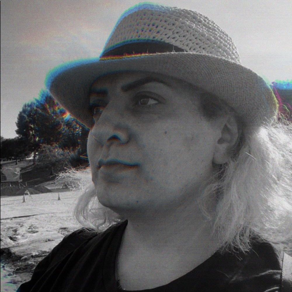 Meet your Posher, Stella